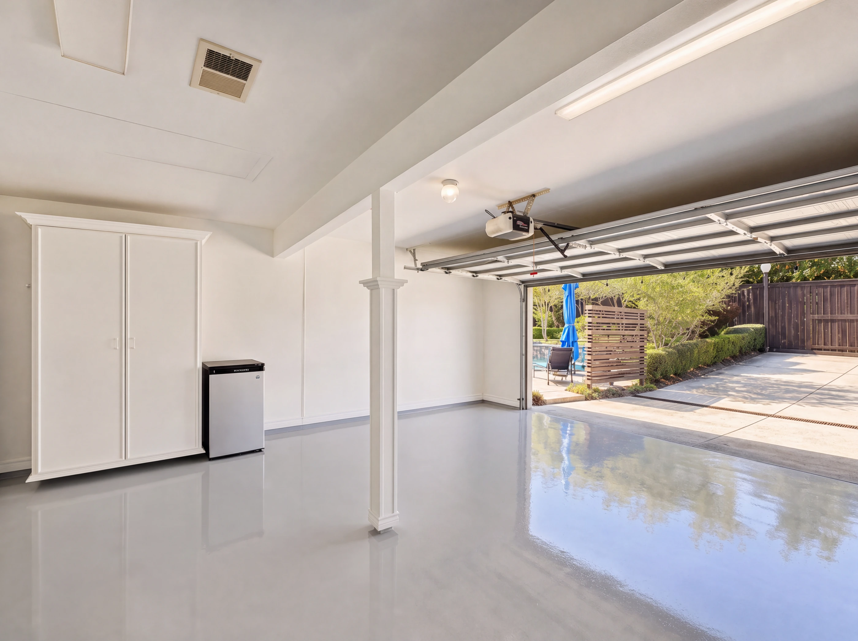 Garage storage cabinets and epoxy floor